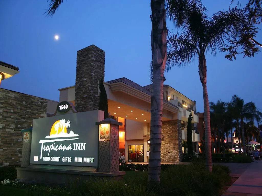 Tropicana Inn & Suites Anaheim Hotel